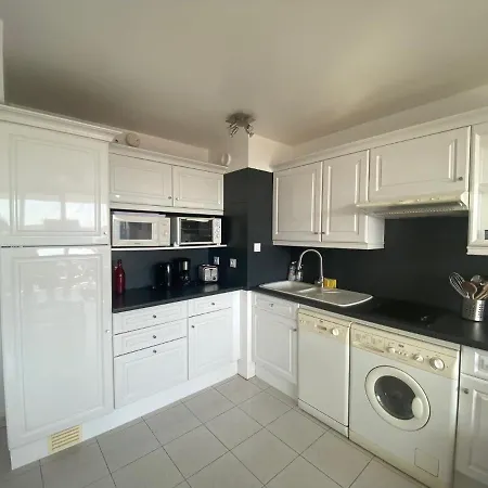 Apartment Beau Duplex Marina, F3 Avec Balcon Deauville