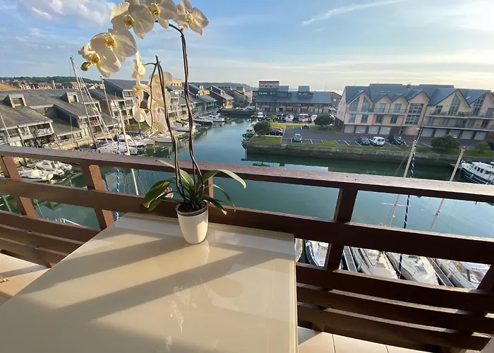 Appartement Beau Duplex Marina, F3 Avec Balcon Deauville